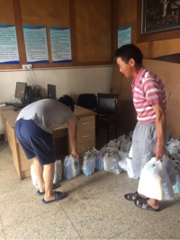 三伏高温送清凉  致敬一线ledong乐动(中国)体育官方网站
人